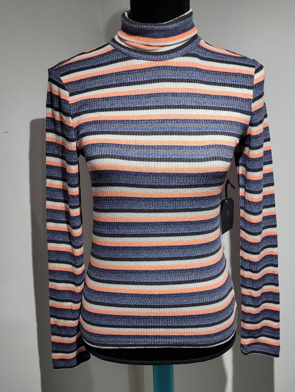 Forever 21 Womens Striped Long-Sleeve Turtleneck Top Medium Navy Peach White NWT